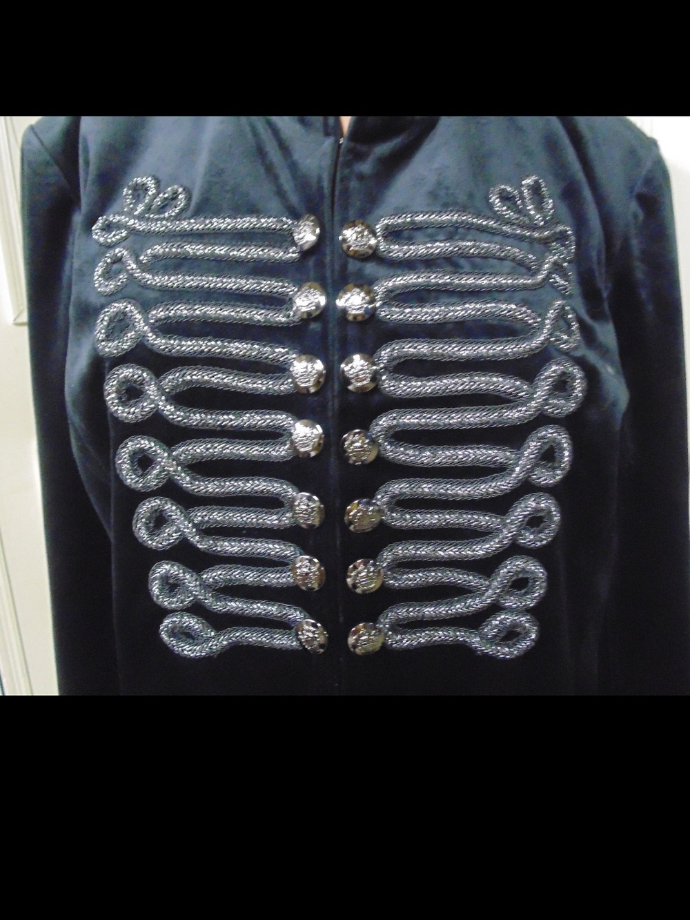 Soho Jeans NY&C Black Velvet jacket with Silver Braid L NWT - Picture 2 of 3